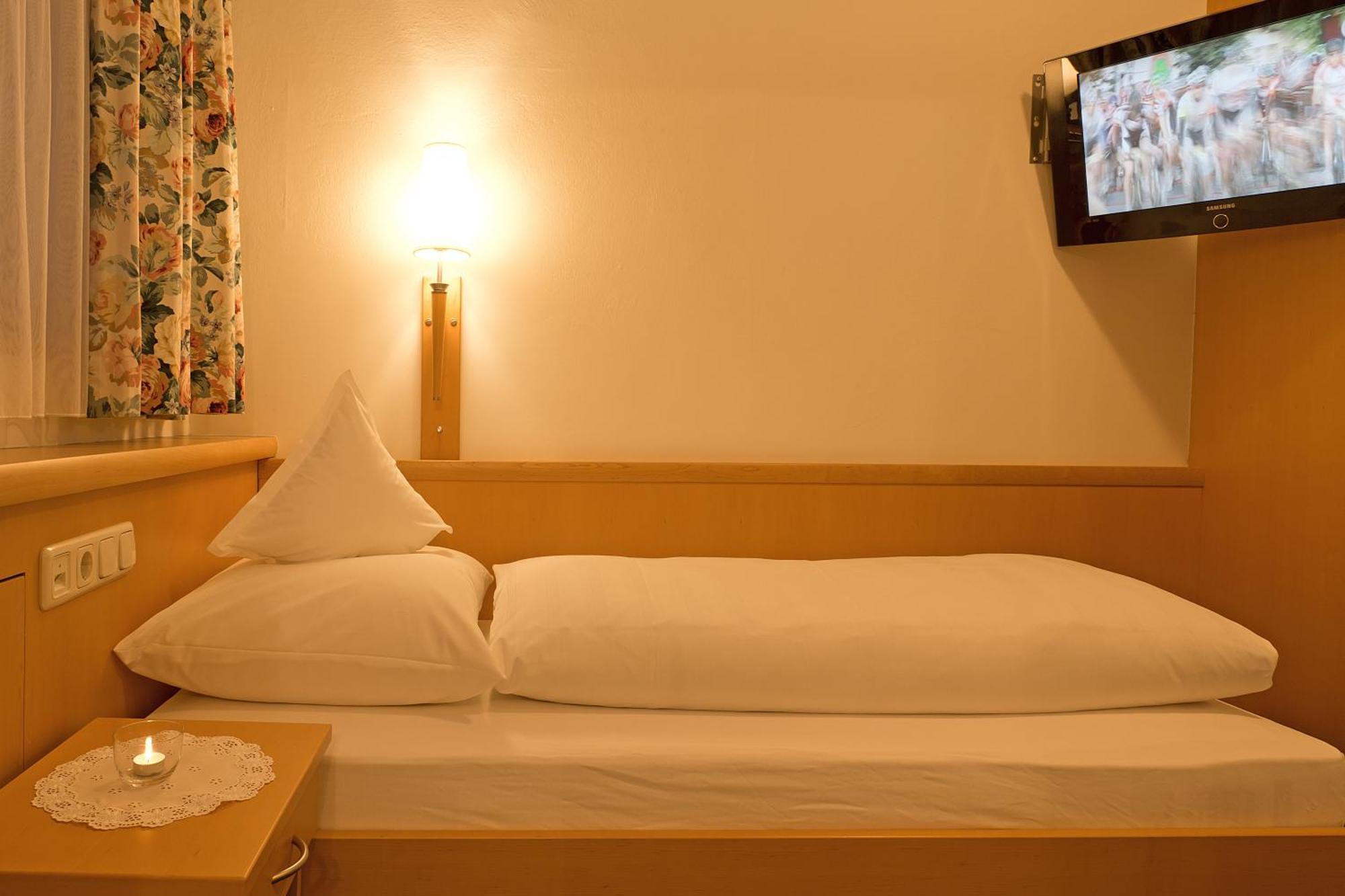 Hotel Angelika Sankt Anton am Arlberg Room photo